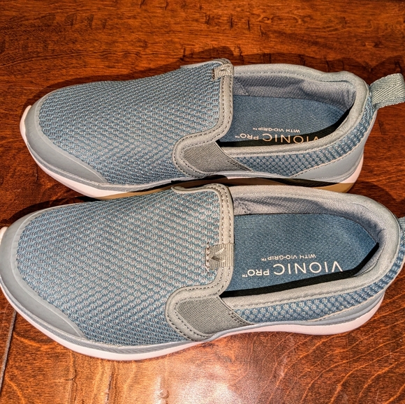 Vionic Womens Julianna Sz 5 Sage Green Slip-on Sneaker Mesh Work Shoe Comfort - Picture 9 of 12